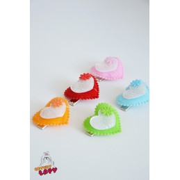 Spineczka z ozdobną aplikacją